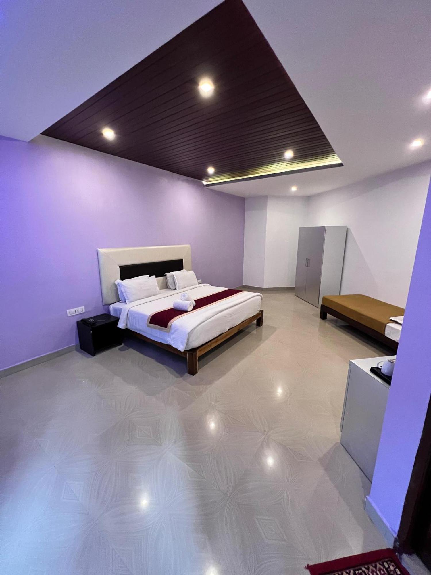 Coorg Nesara Hotel And Resort Kushalnagar Exterior photo