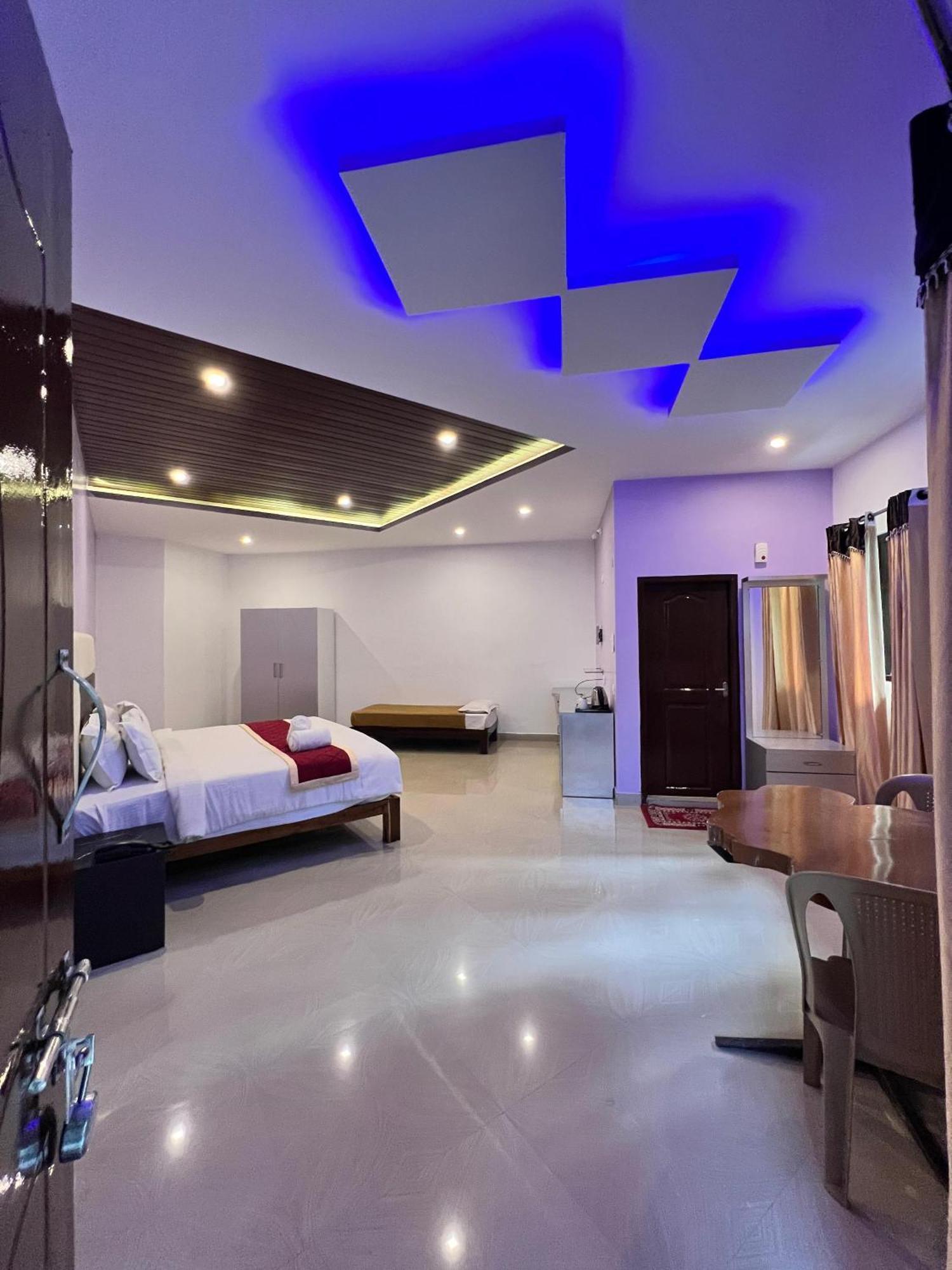 Coorg Nesara Hotel And Resort Kushalnagar Exterior photo